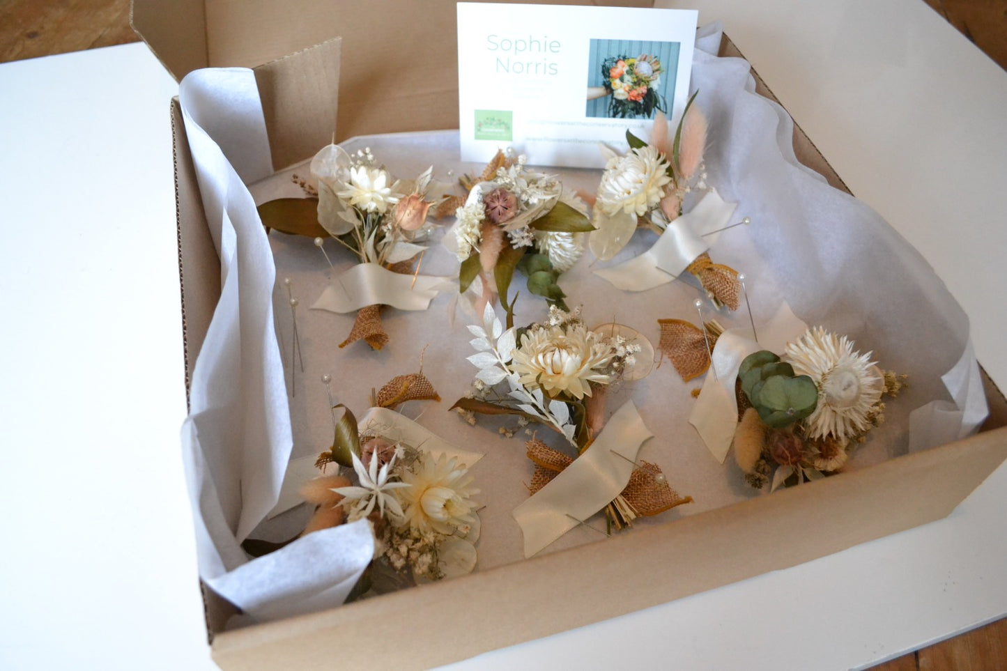 dried buttonhole, dried flowers, dried, flower, Devizes, florist, gifts, button holes