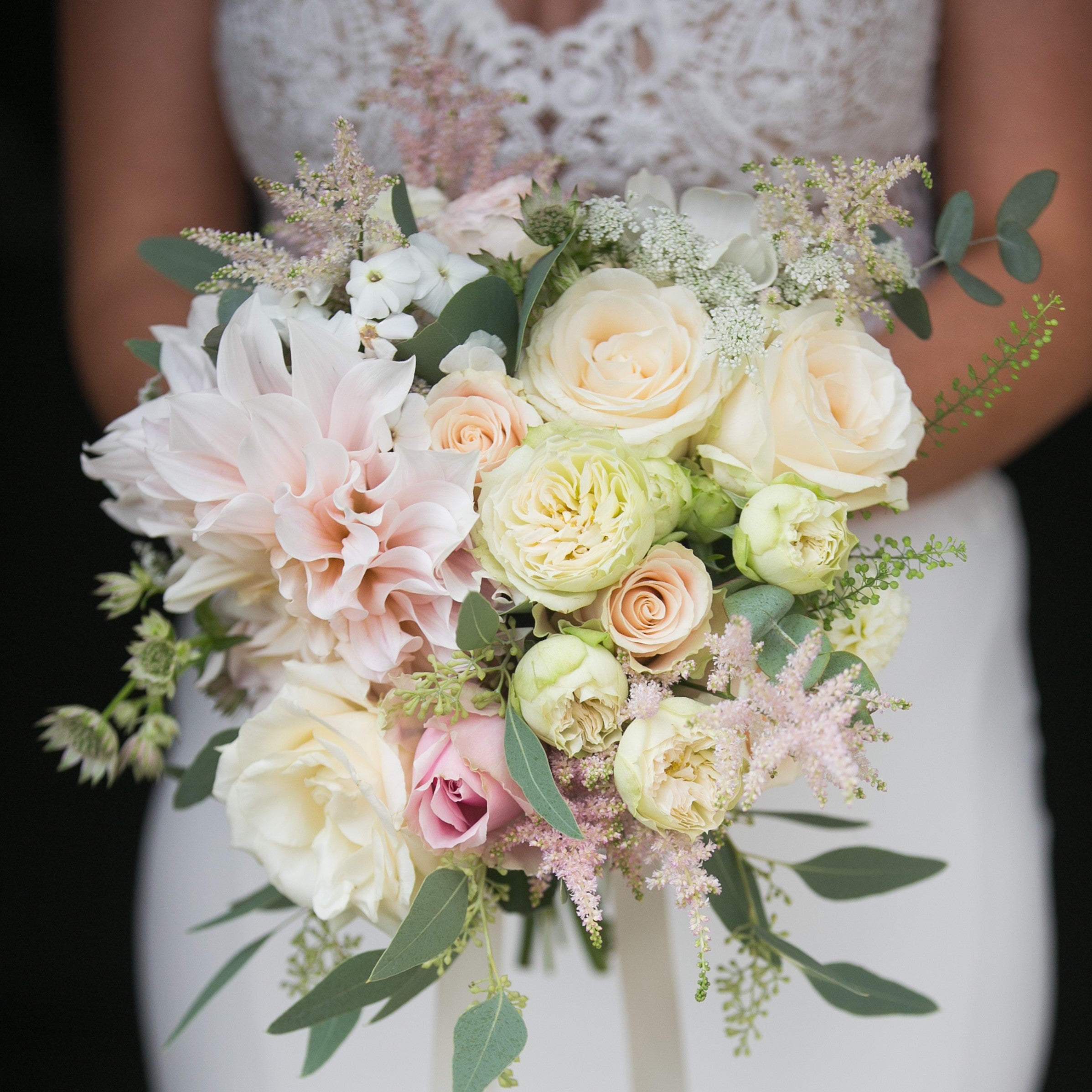 Devizes florists, devizes wedding florist, mother's day bouquet Devizes, , wedding, Devizes, Southwest, Wiltshire, florist, Wedding florist, Bridal bouquet 